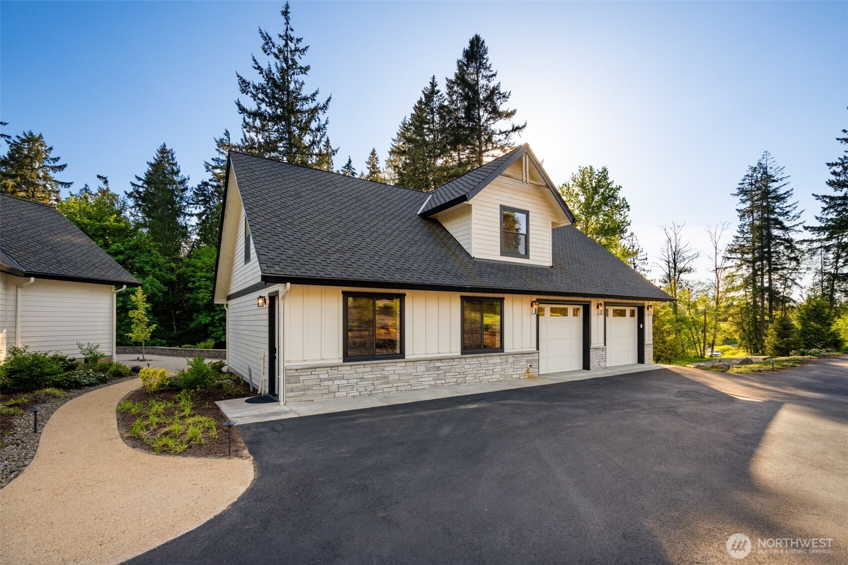 211 NW 235th Street , Ridgefield, WA 98642