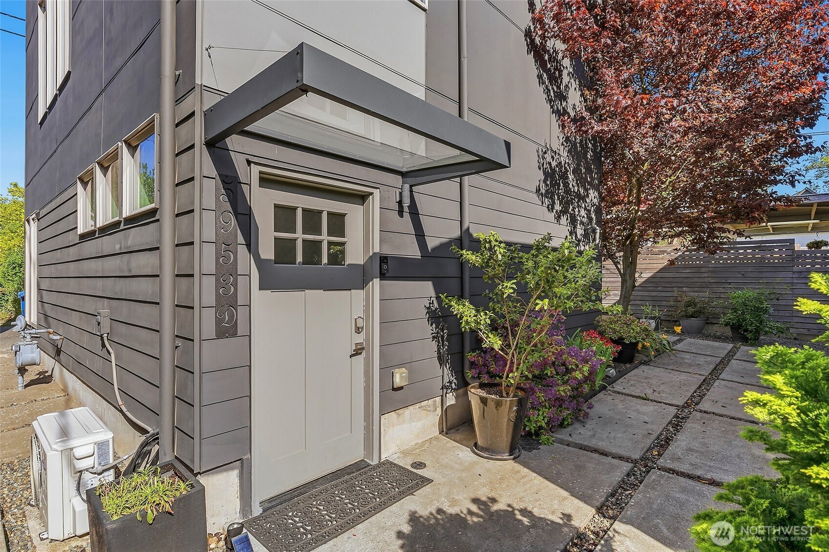 5953 Fauntleroy Way SW #D, Seattle, WA 98136