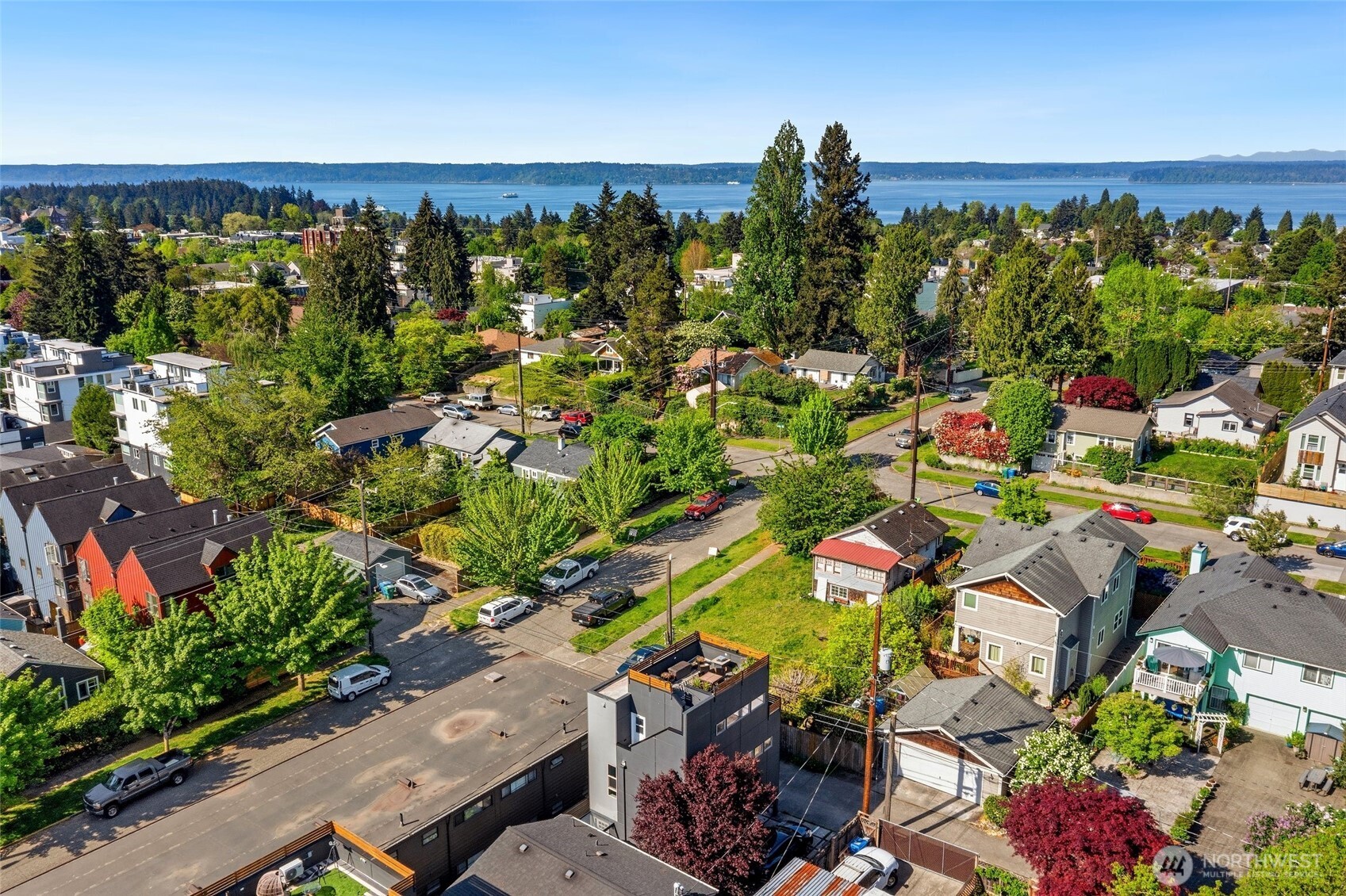 5953 Fauntleroy Way SW #D, Seattle, WA 98136