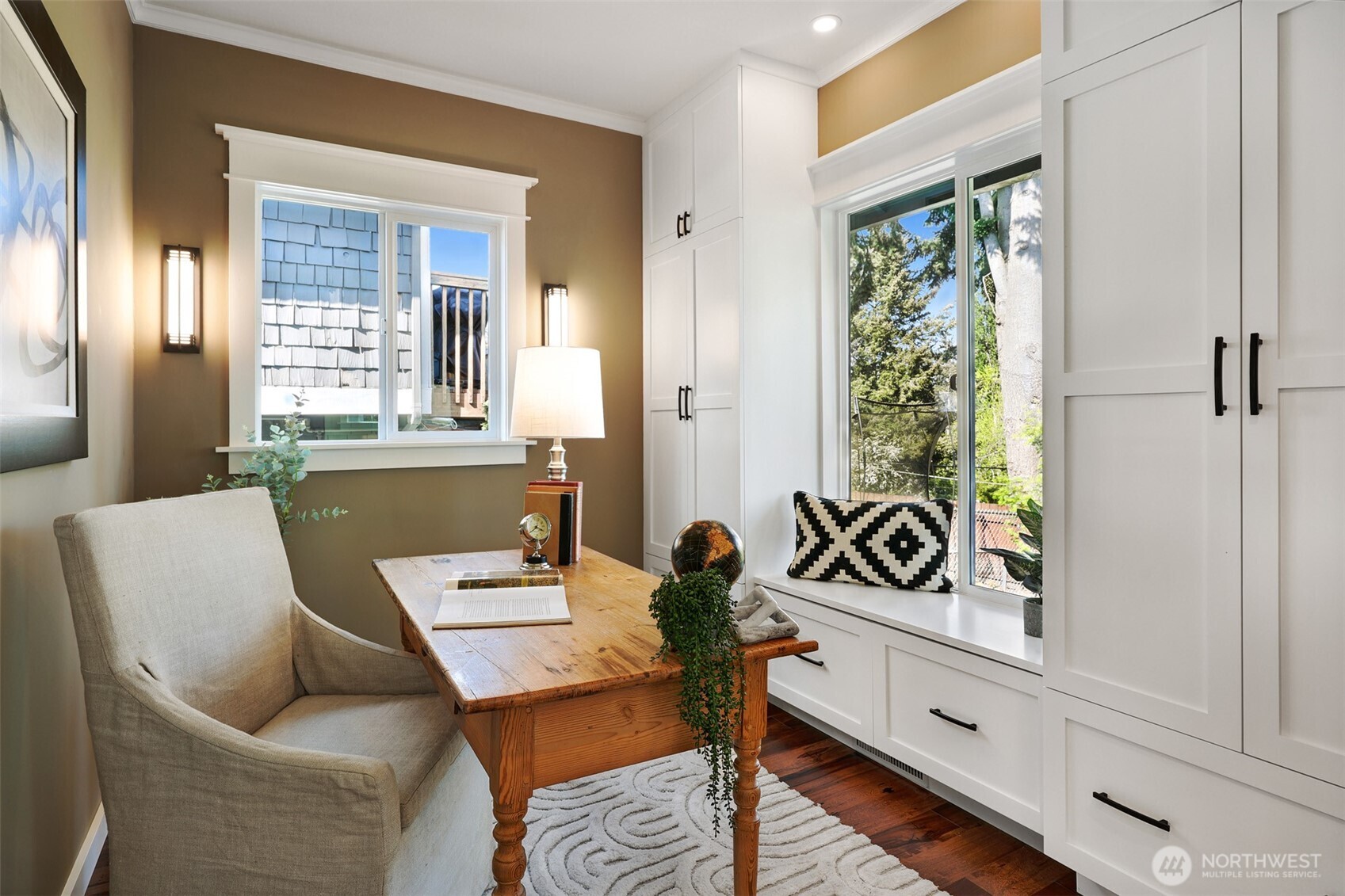 9027 6th Avenue NW, Seattle, WA 98117
