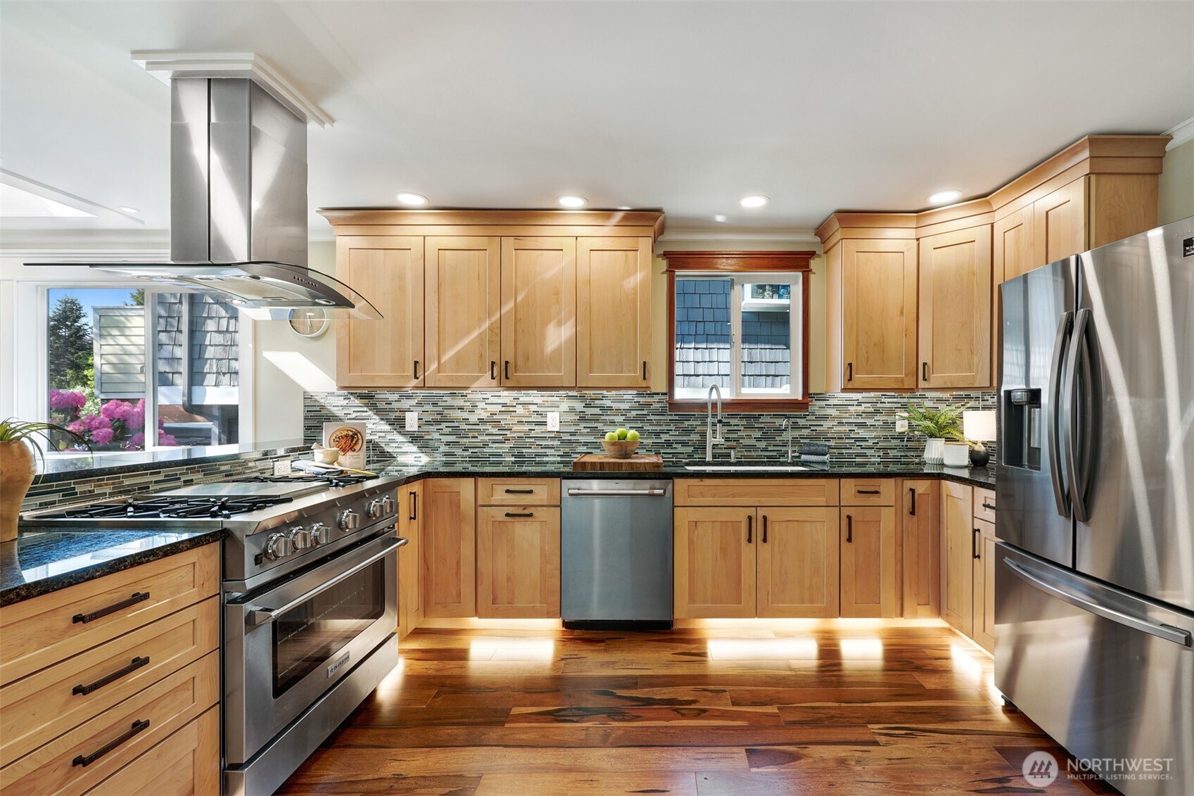 9027 6th Avenue NW, Seattle, WA 98117