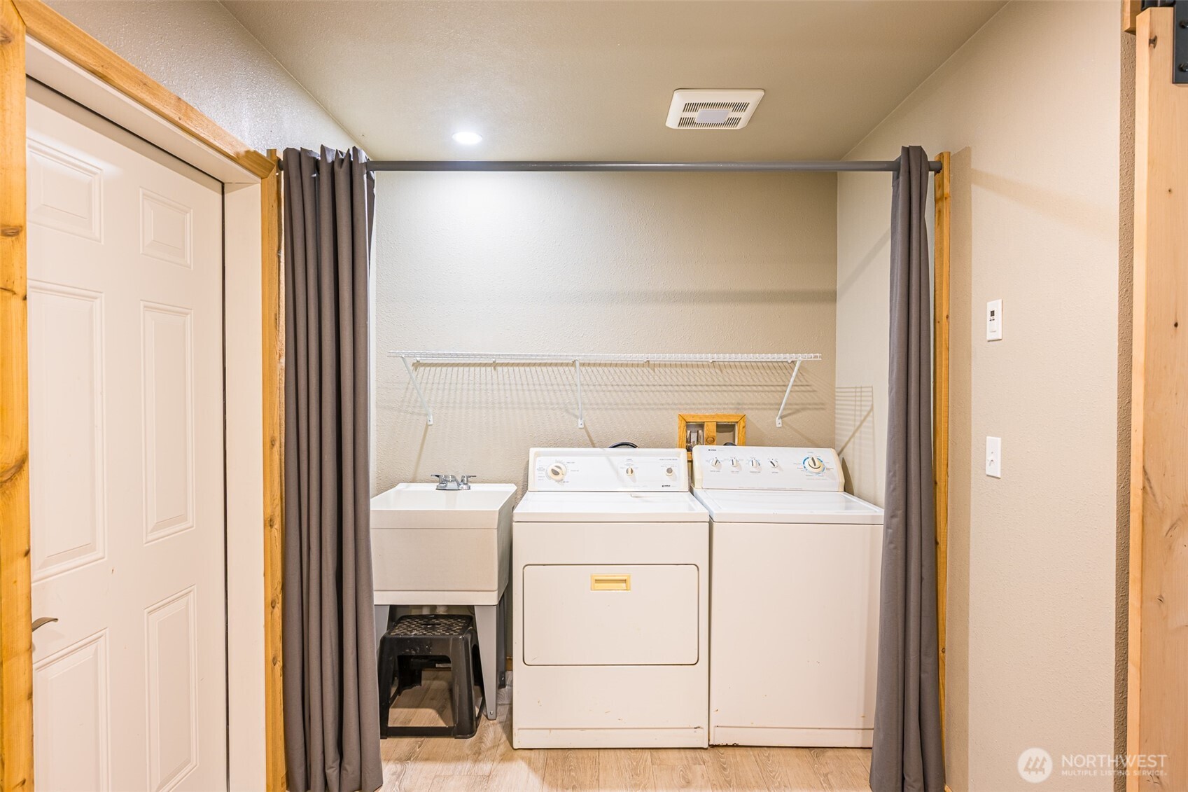 530 Montgomery Lane , Port Ludlow, WA 98365