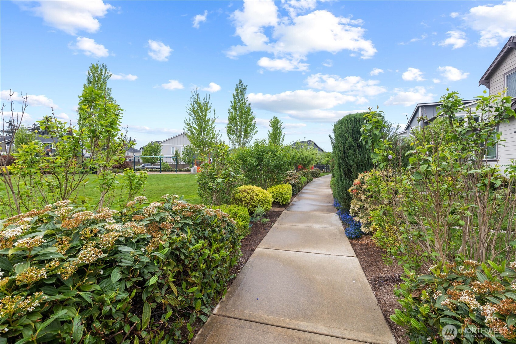 32828 SE Cottonwood Street , Black Diamond, WA 98010