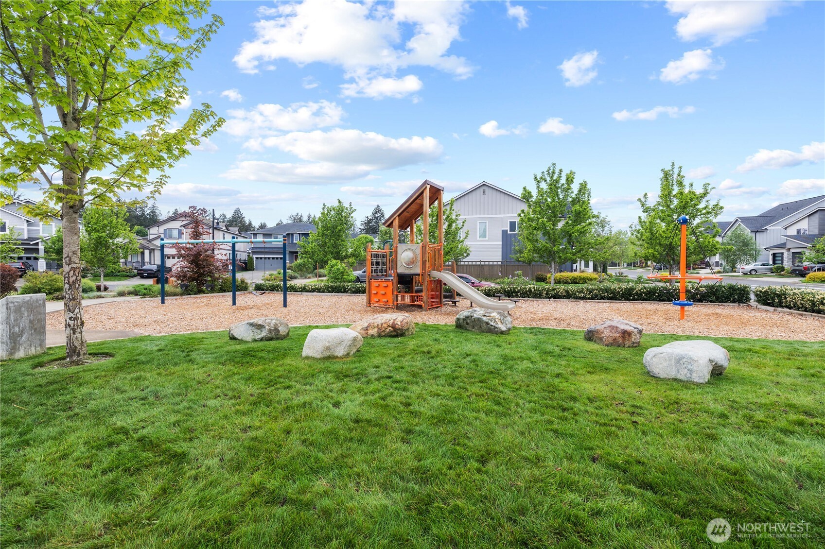 32828 SE Cottonwood Street , Black Diamond, WA 98010