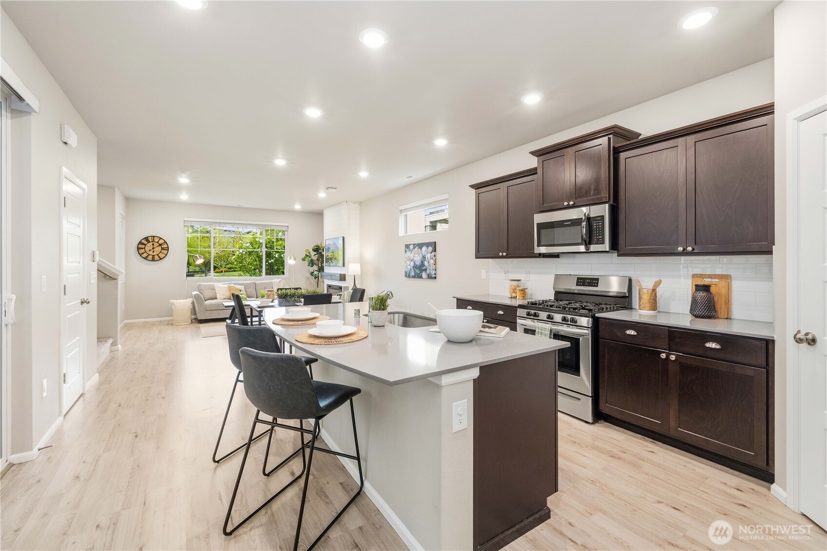 32879 Ten Trails Pkwy SE, Black Diamond, WA 98010