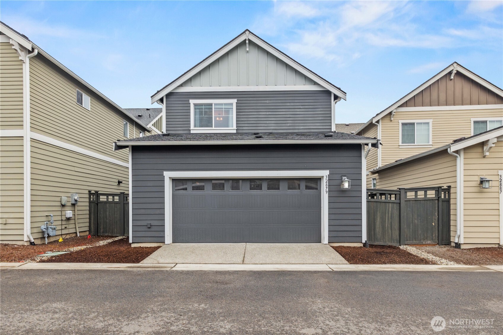 32879 Ten Trails Pkwy SE, Black Diamond, WA 98010