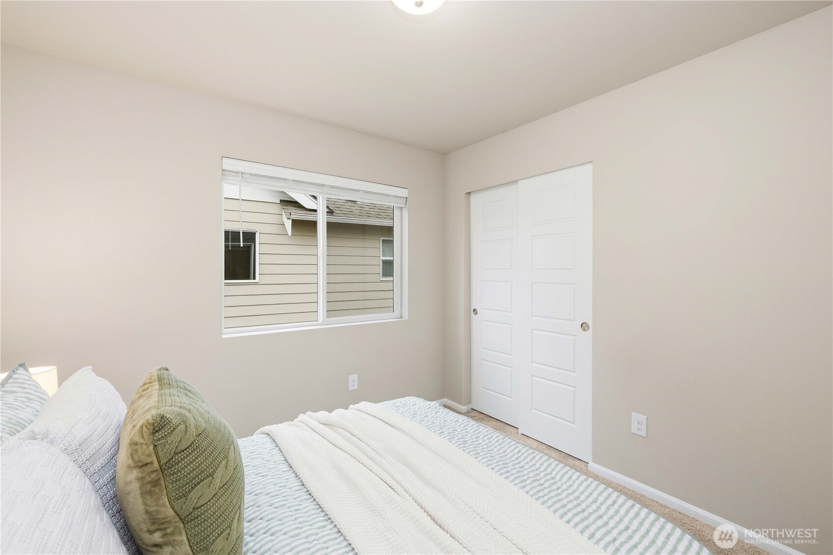 32879 Ten Trails Pkwy SE, Black Diamond, WA 98010