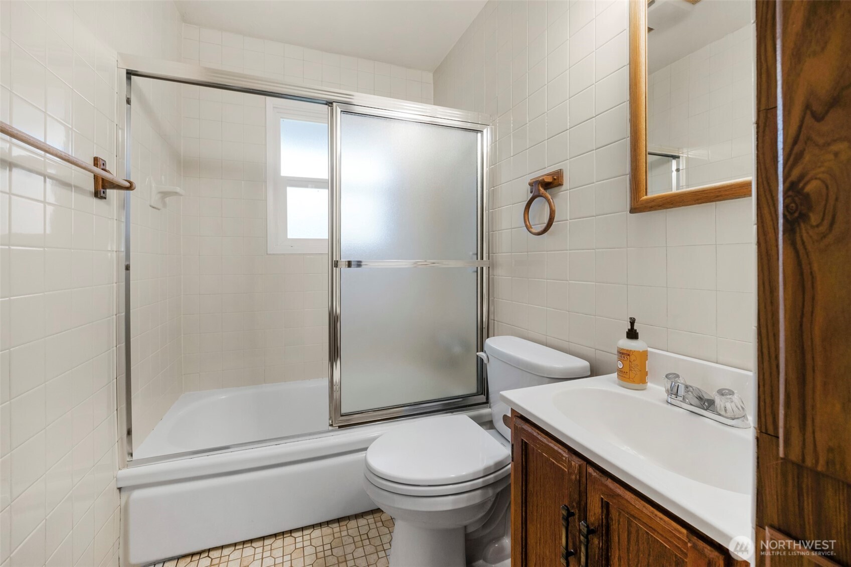 11524 32nd Avenue NE, Seattle, WA 98125-6802
