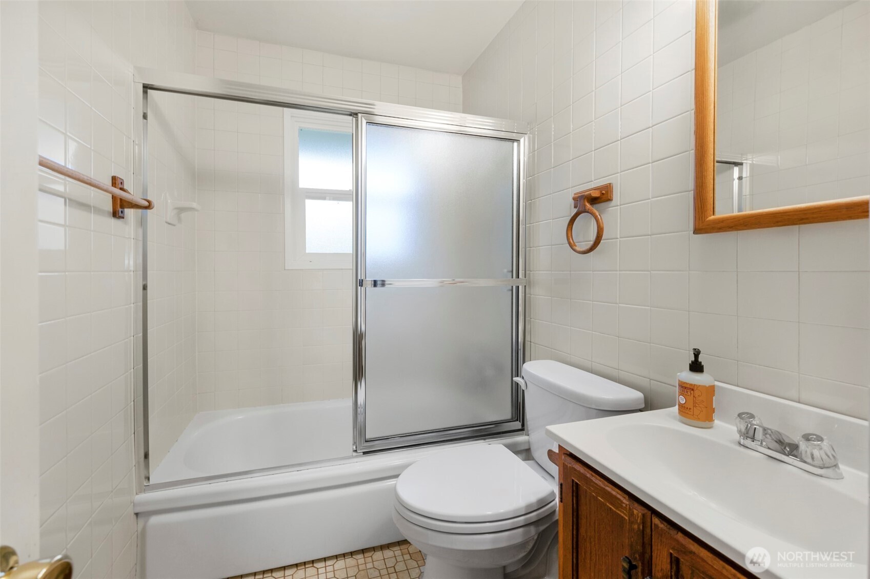 11524 32nd Avenue NE, Seattle, WA 98125-6802