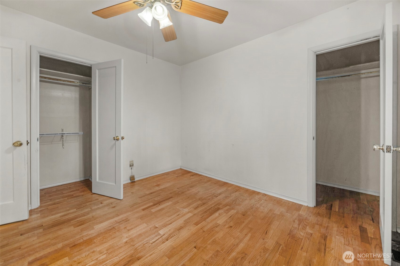 11524 32nd Avenue NE, Seattle, WA 98125-6802