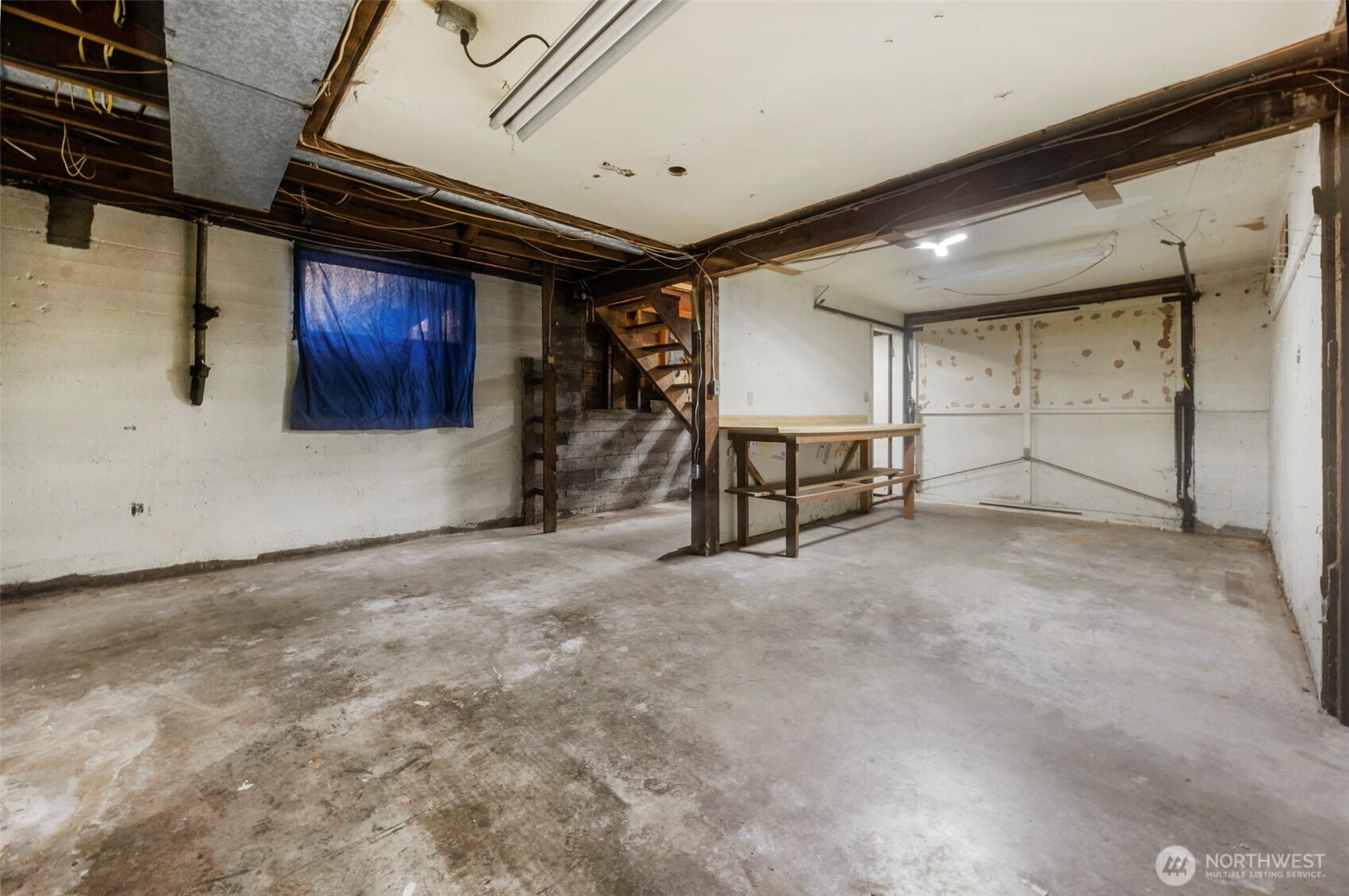 11524 32nd Avenue NE, Seattle, WA 98125-6802