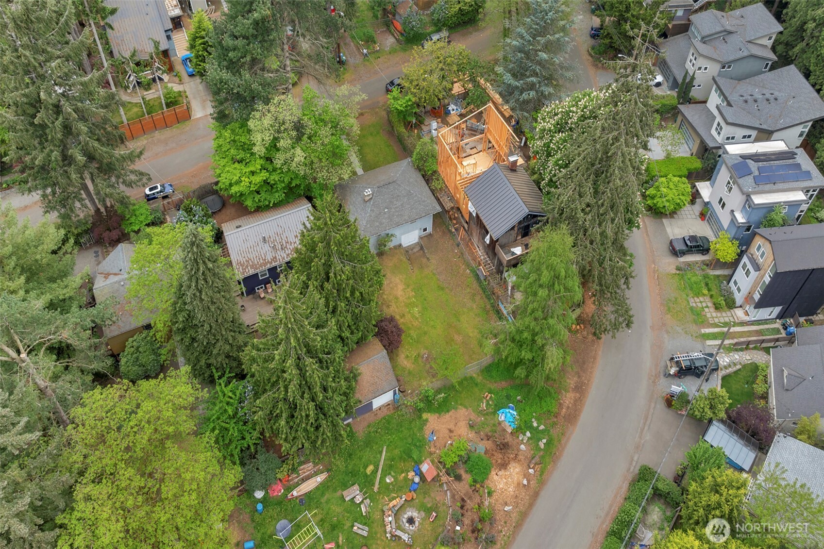11524 32nd Avenue NE, Seattle, WA 98125-6802