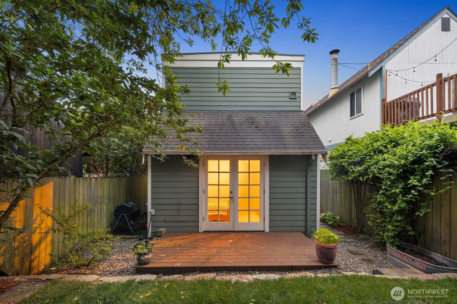 6620 28th Avenue NW, Seattle, WA 98117
