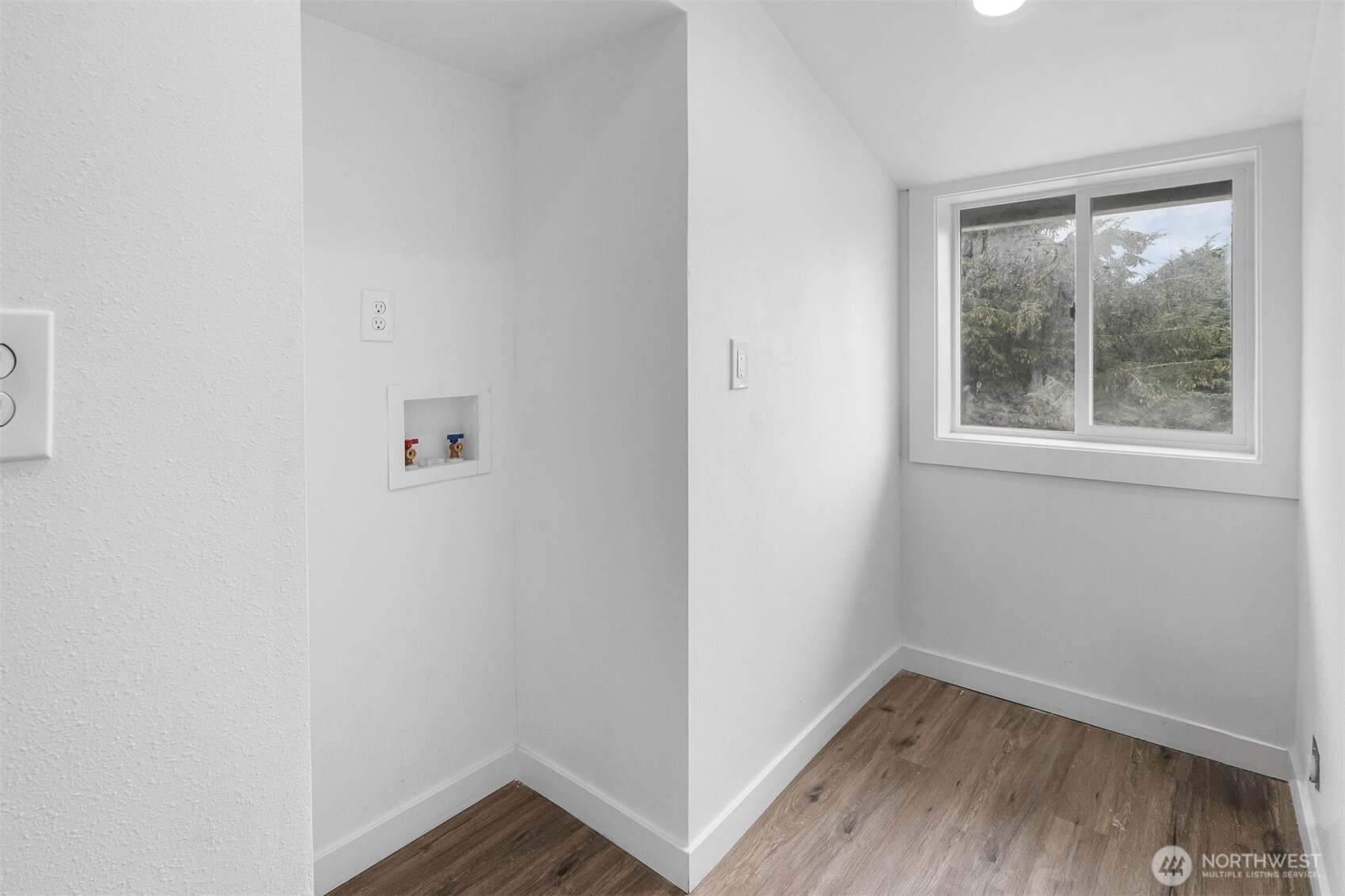 42 N First Street , Pacific Beach, WA 98571