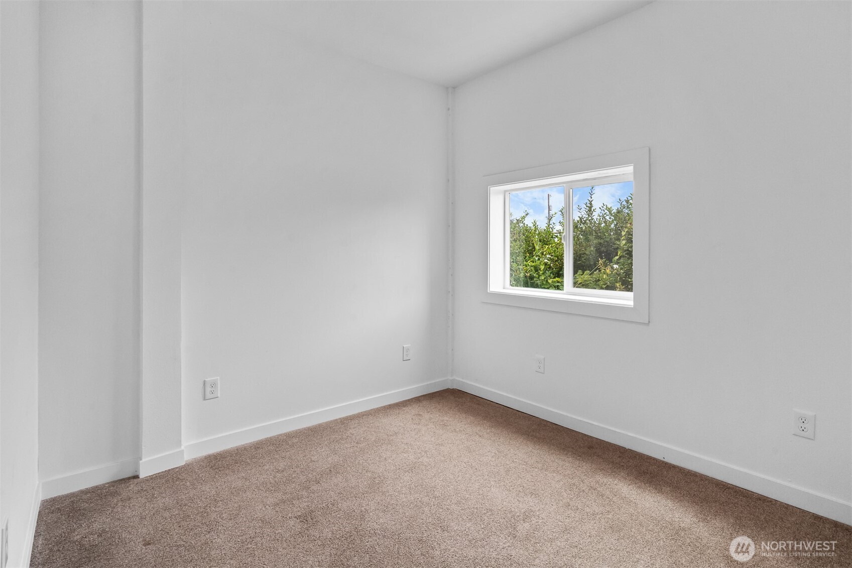 42 N First Street , Pacific Beach, WA 98571