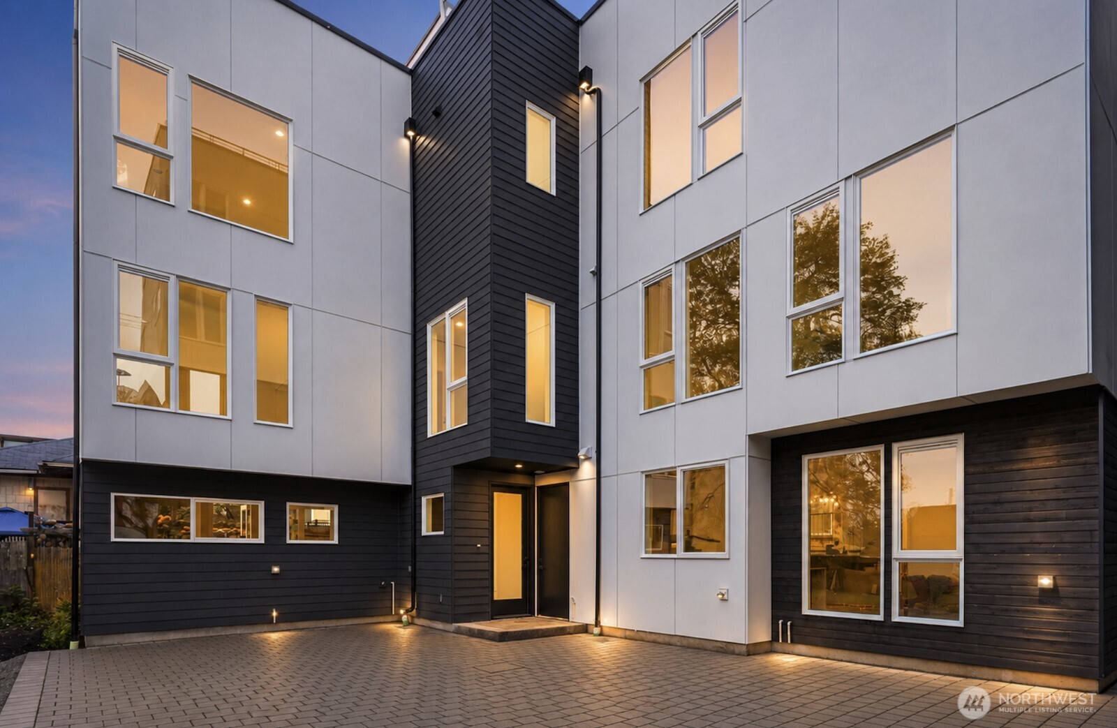 4425 Fremont Avenue N #A, Seattle, WA 98103