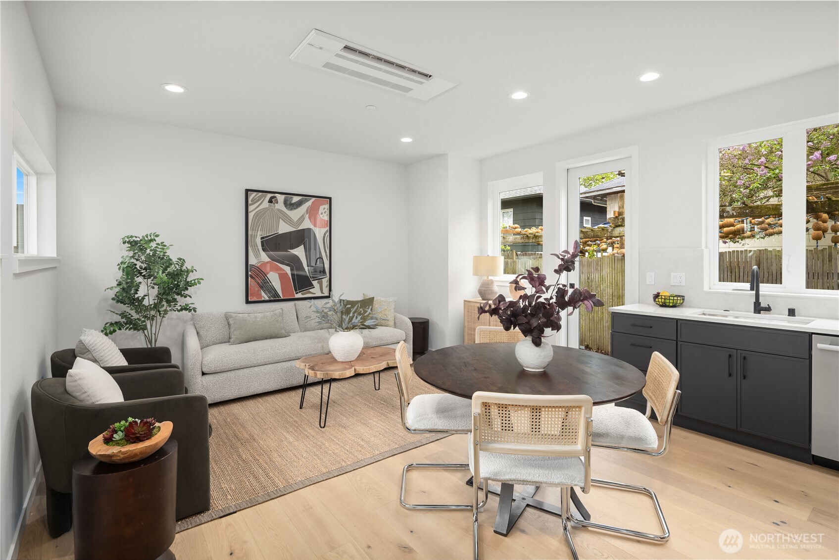 4425 Fremont Avenue N #A, Seattle, WA 98103