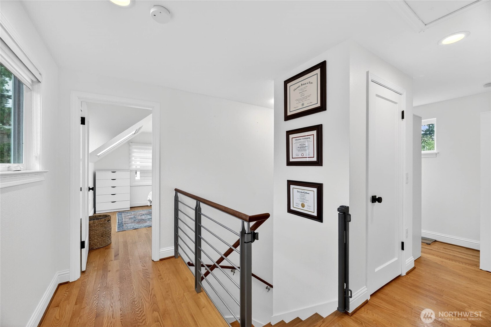 6715 35th Avenue SW, Seattle, WA 98126
