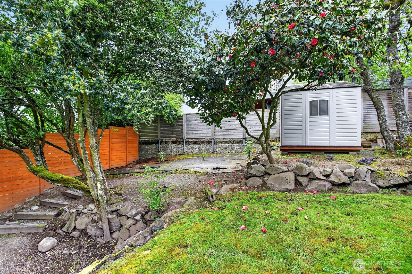 6715 35th Avenue SW, Seattle, WA 98126
