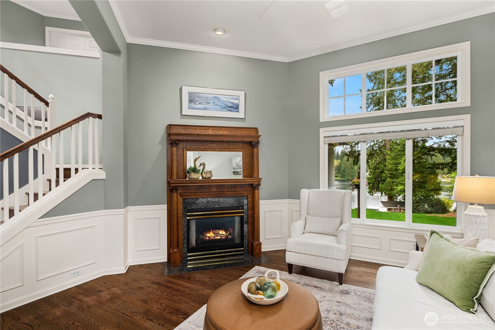 21827 SE 20th Street , Sammamish, WA 98075-9564