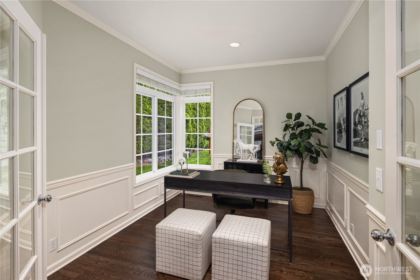 21827 SE 20th Street , Sammamish, WA 98075-9564