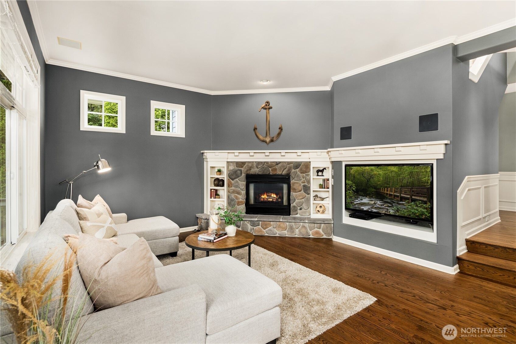 21827 SE 20th Street , Sammamish, WA 98075-9564