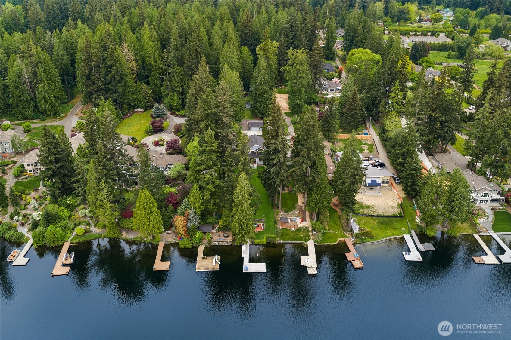 21827 SE 20th Street , Sammamish, WA 98075-9564