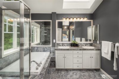 21827 SE 20th Street , Sammamish, WA 98075-9564 - Photo 6