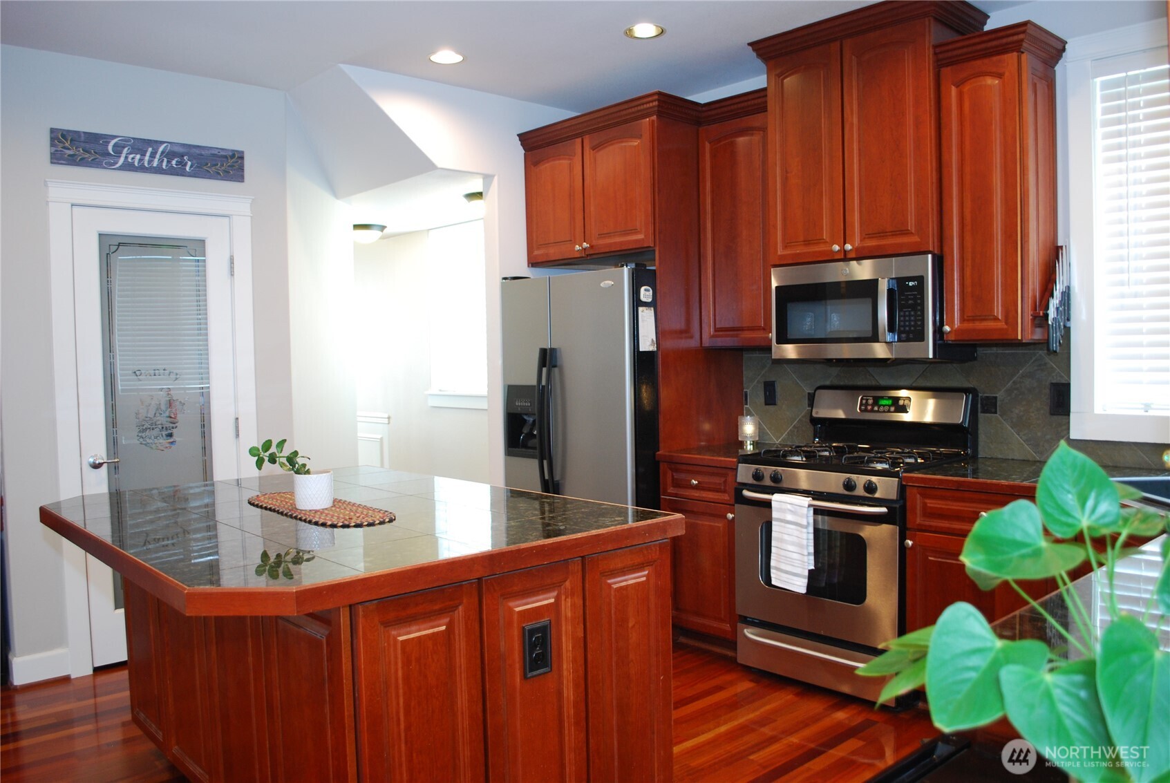 5304 151st Avenue Ct E, Sumner, WA 98390