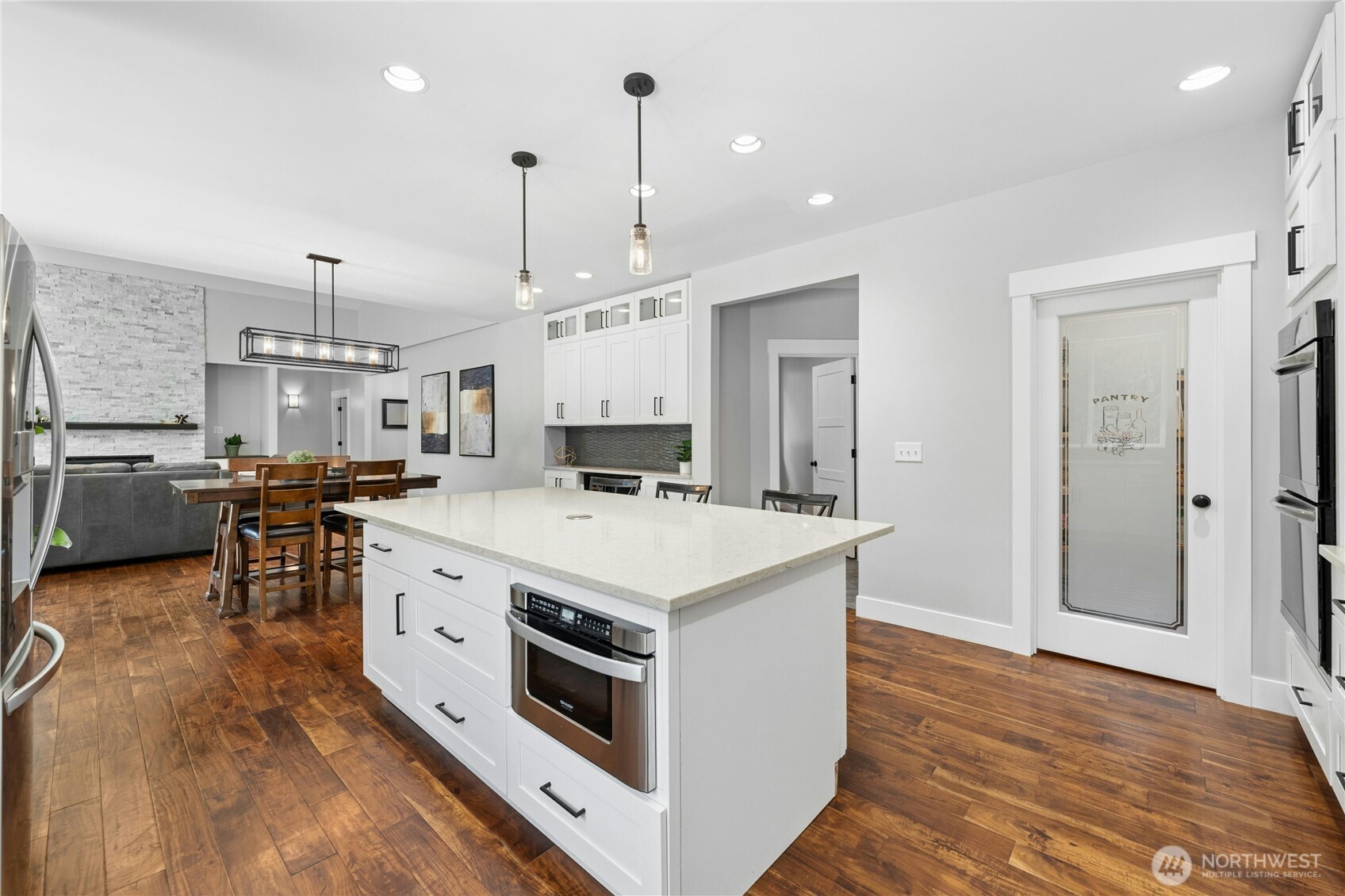 2415 44th Avenue NW, Olympia, WA 98502