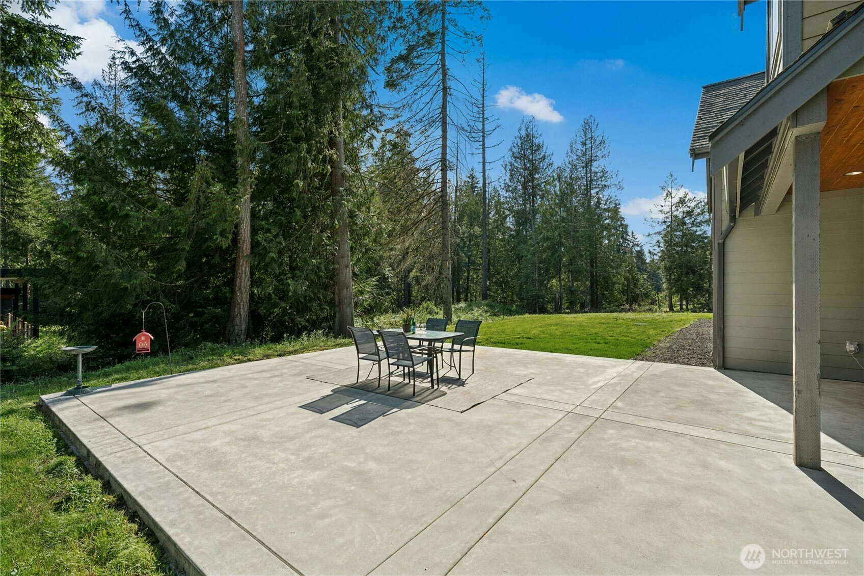 2415 44th Avenue NW, Olympia, WA 98502