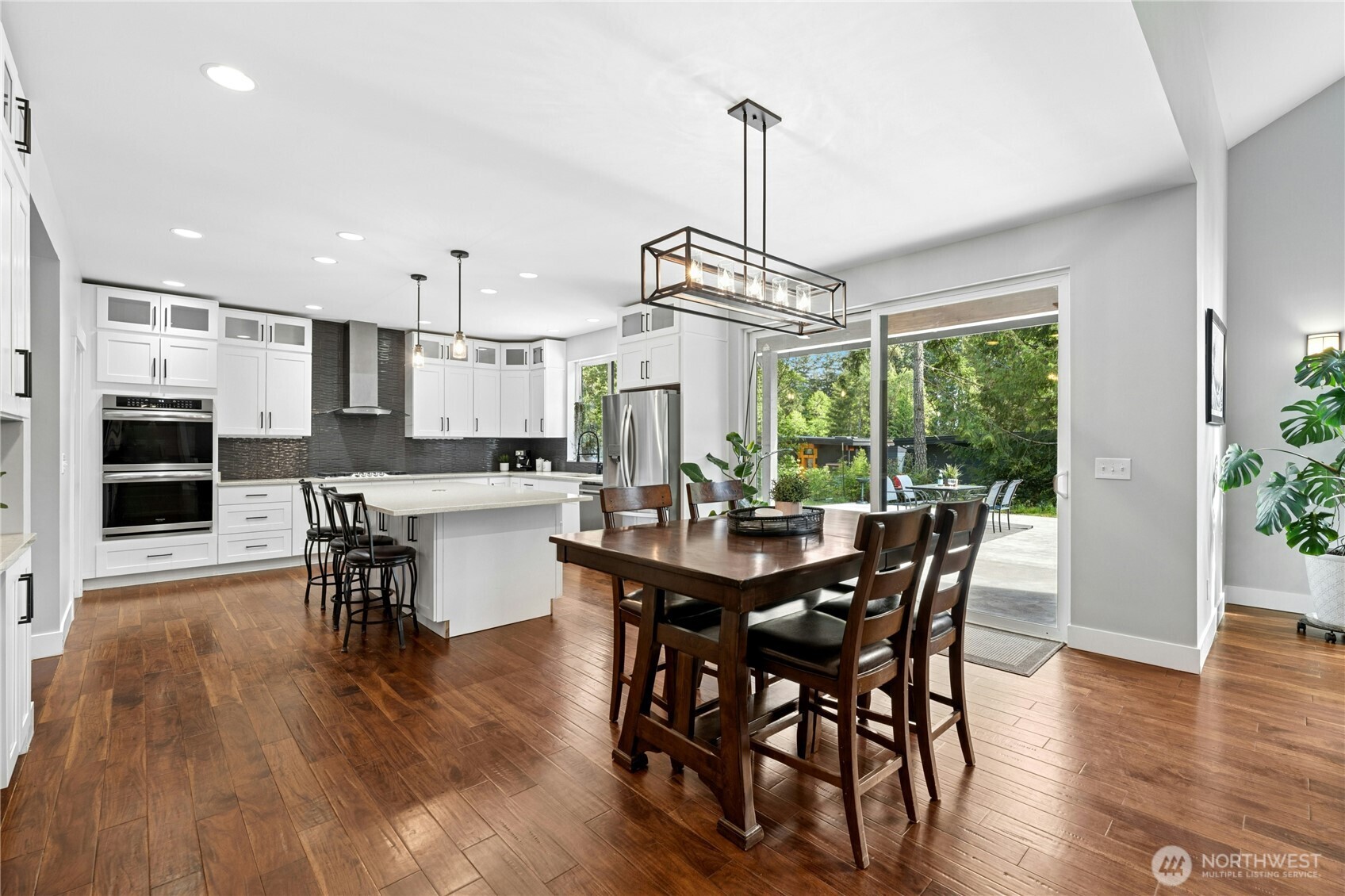 2415 44th Avenue NW, Olympia, WA 98502