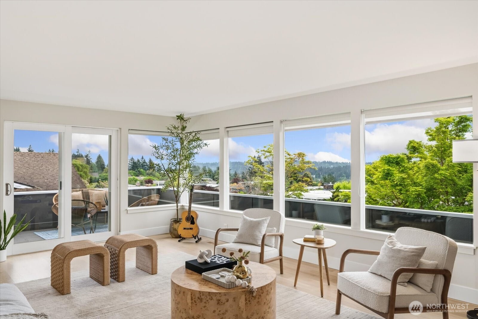 1908 122nd Avenue SE, Bellevue, WA 98005