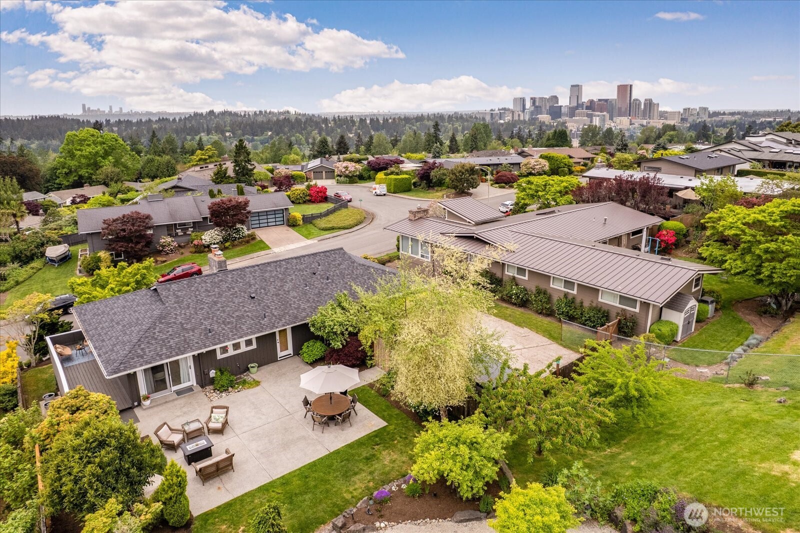 1908 122nd Avenue SE, Bellevue, WA 98005
