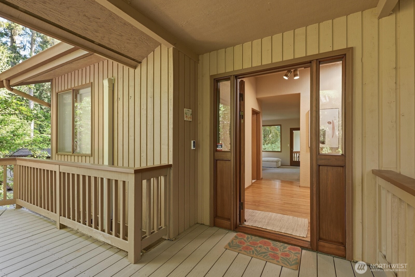 19816 233rd Avenue NE, Woodinville, WA 98077