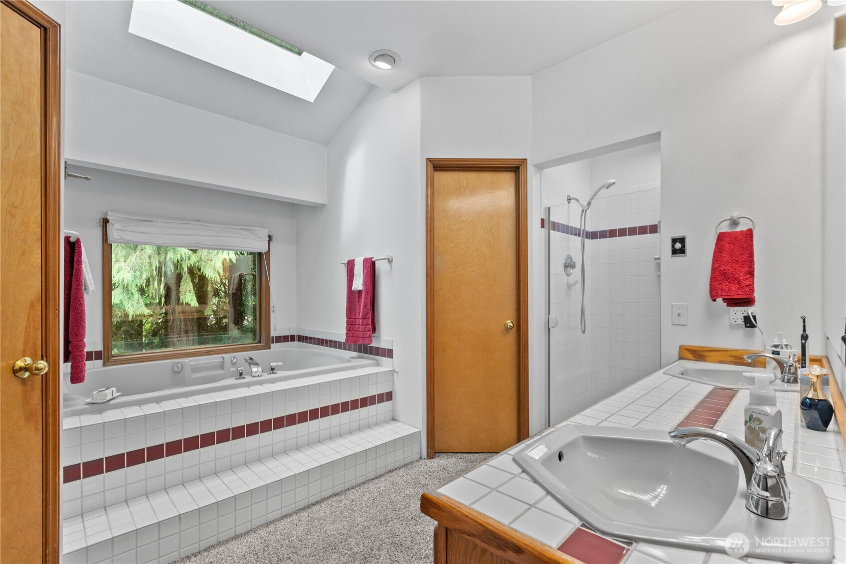 31625 NE 106th Street , Carnation, WA 98014