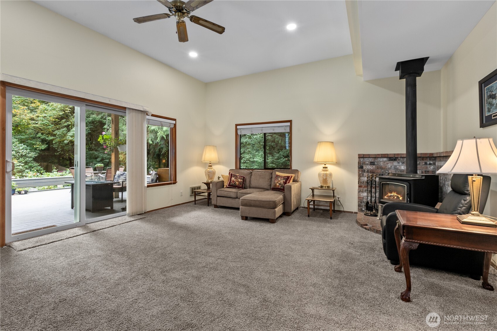 31625 NE 106th Street , Carnation, WA 98014