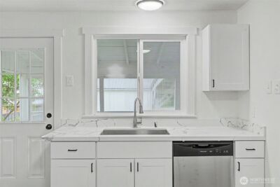 614 N Pearl Street , Centralia, WA 98531 - Photo 9