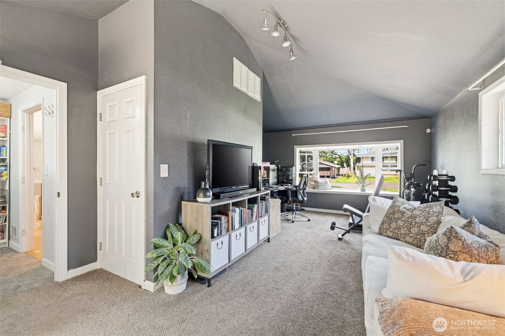 3902 101st Street SW, Lakewood, WA 98499