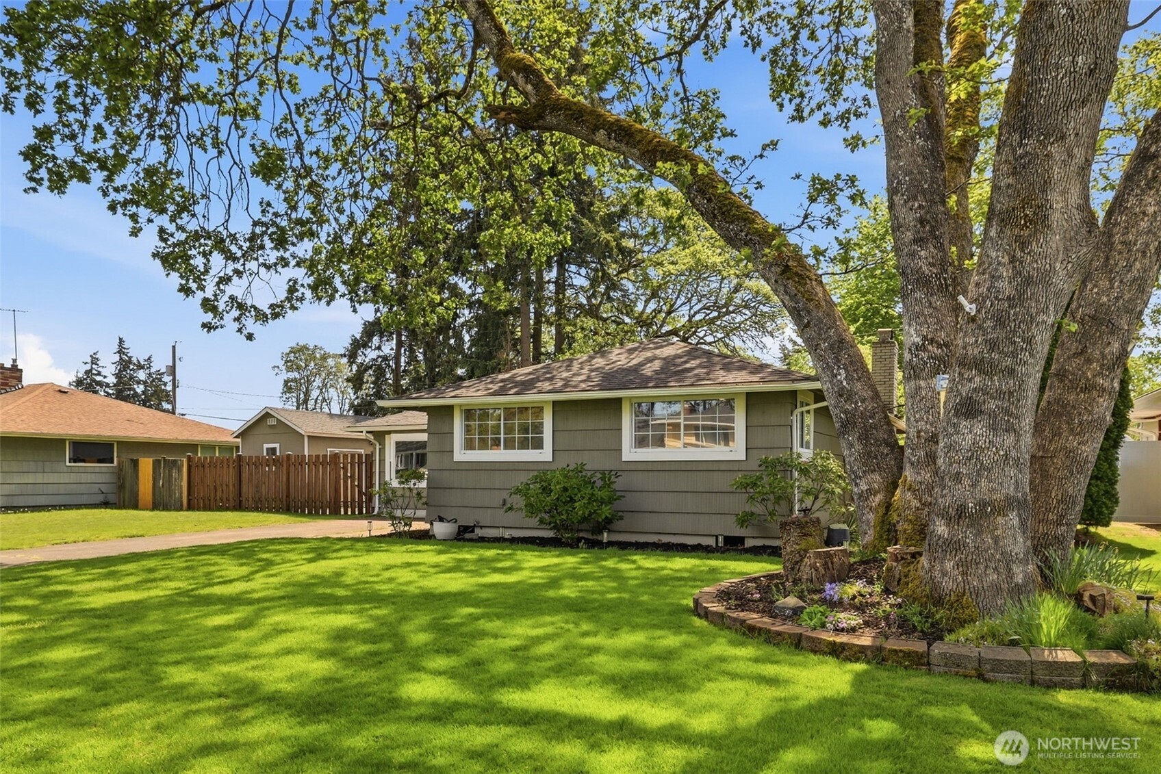 3902 101st Street SW, Lakewood, WA 98499