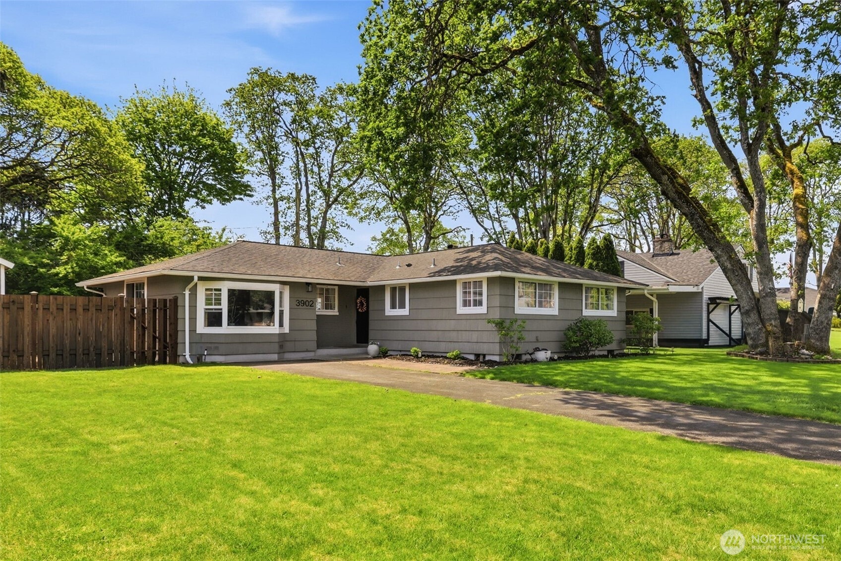3902 101st Street SW, Lakewood, WA 98499
