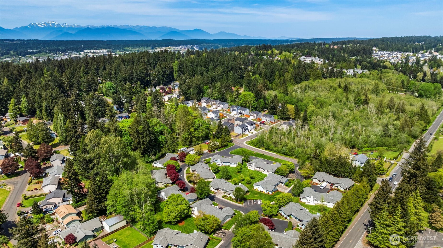 911 NW Leisure Lane , Bremerton, WA 98311