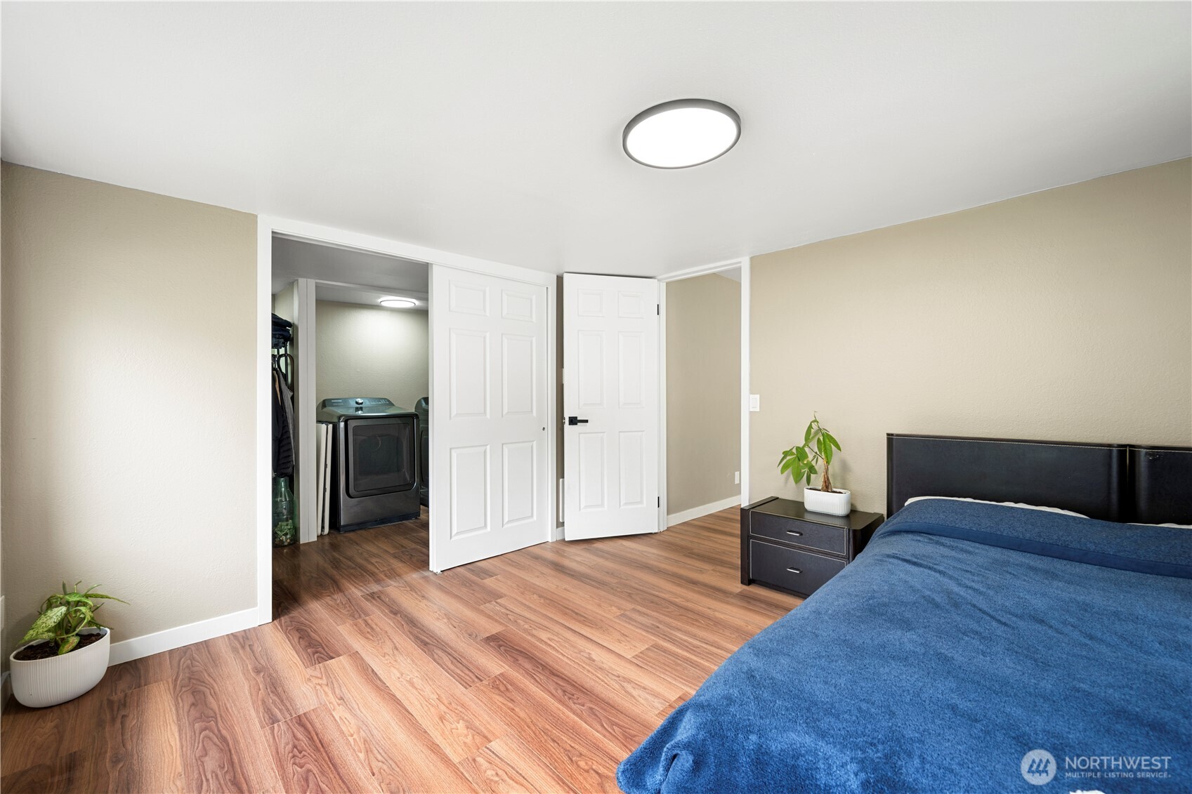 15401 2nd Avenue NE, Shoreline, WA 98155