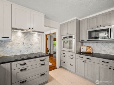 10310 244th Street E, Graham, WA 98338 - Photo 14