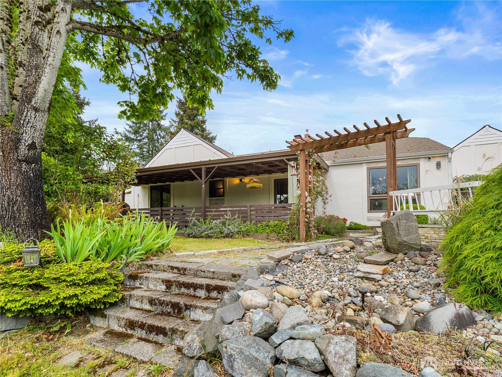10310 244th Street E, Graham, WA 98338