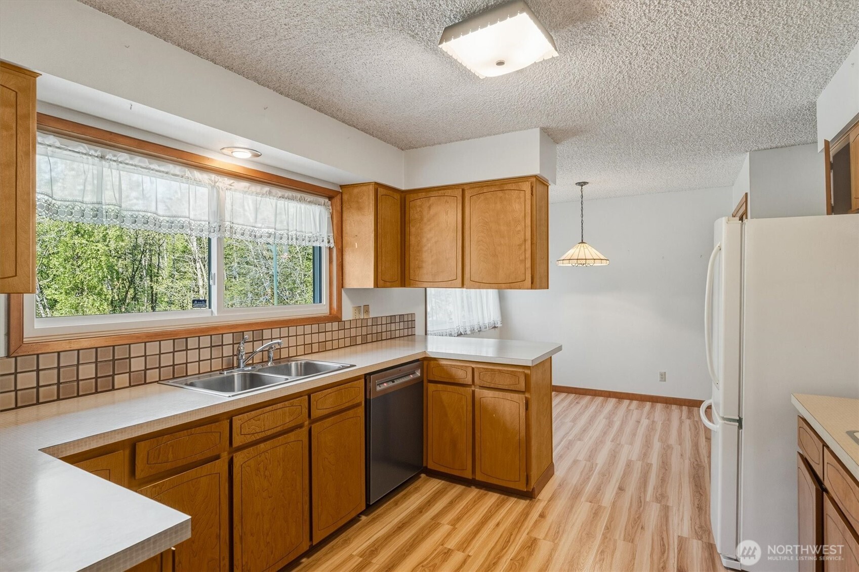 201 Inglewood Drive , Longview, WA 98632