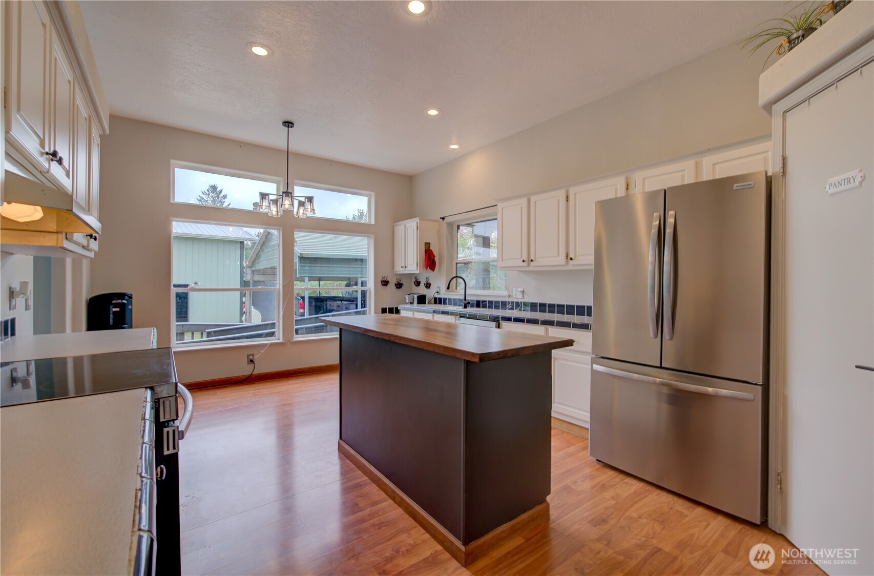10419 Sandridge Road , Long Beach, WA 98631