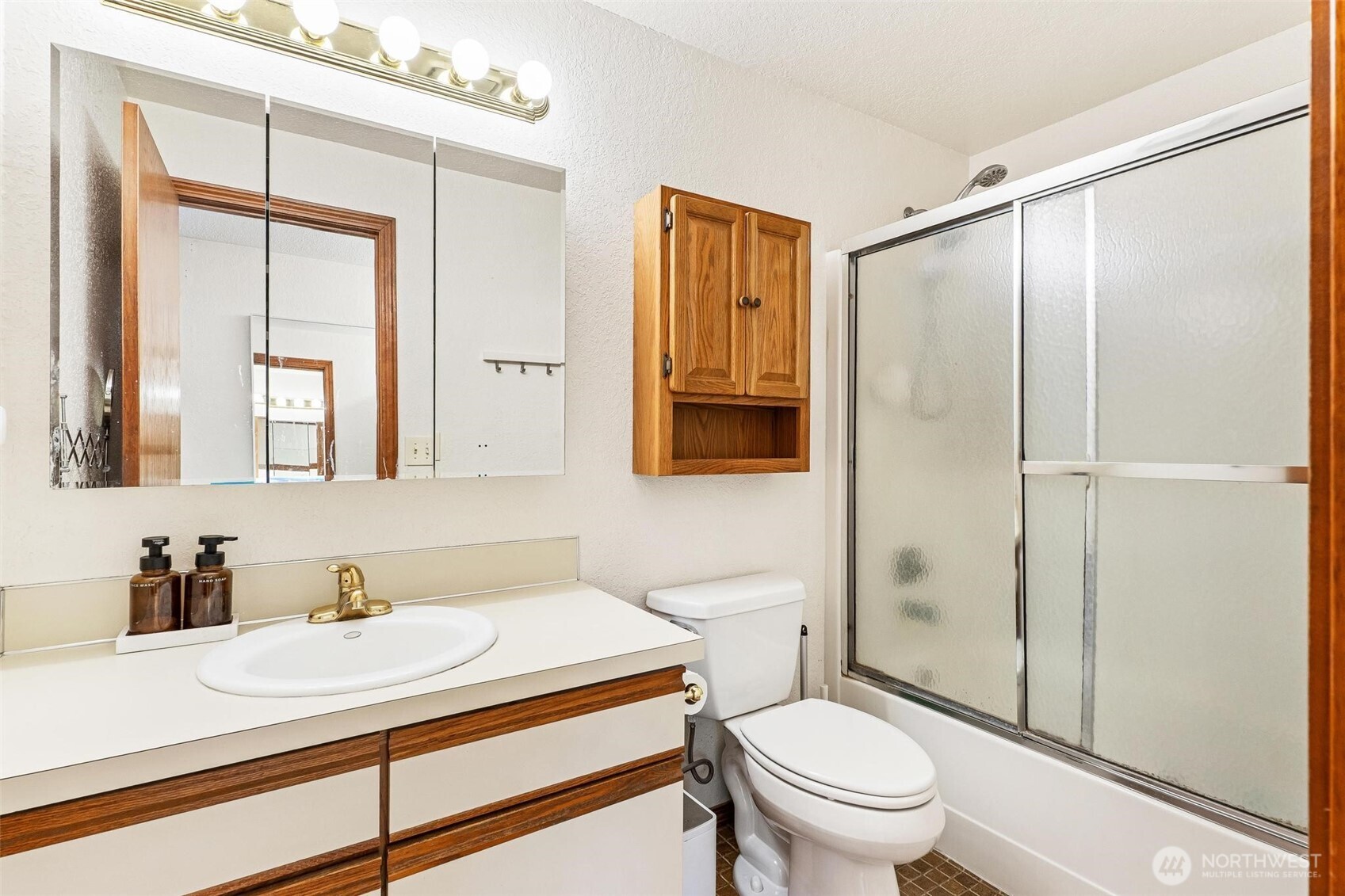 6812 185th Avenue E, Bonney Lake, WA 98391-4808
