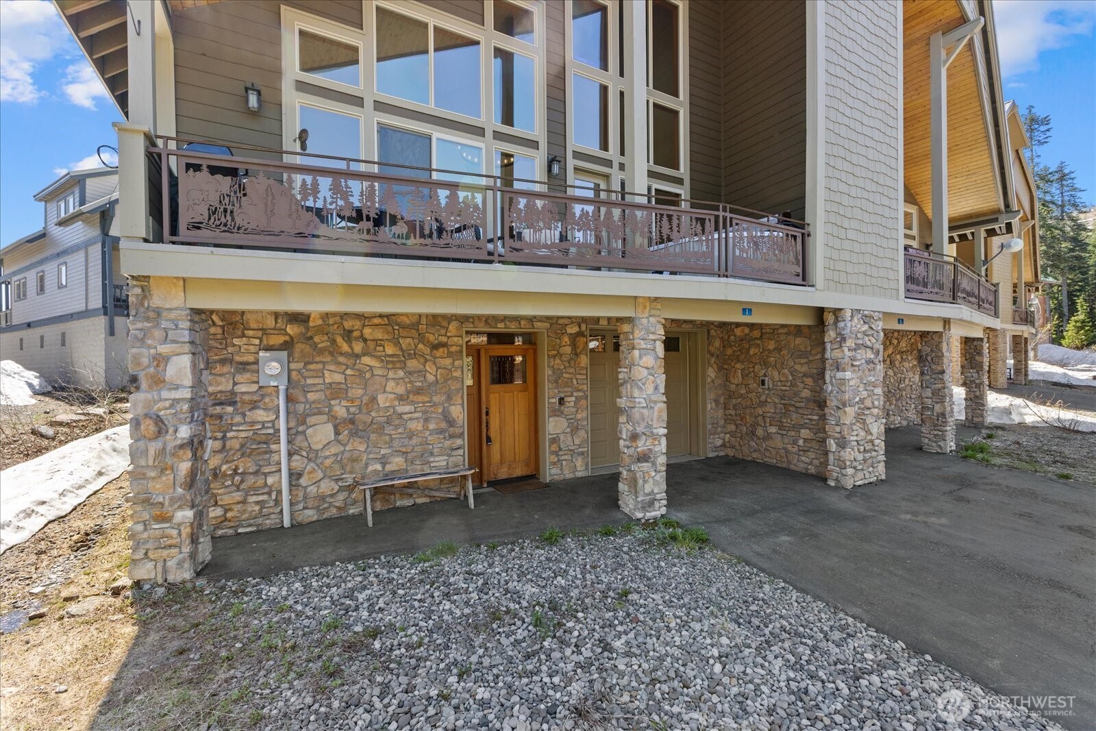 1 Kendall Peak Way , Snoqualmie Pass, WA 98068