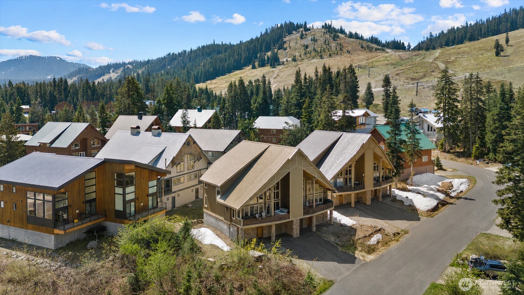 1 Kendall Peak Way , Snoqualmie Pass, WA 98068